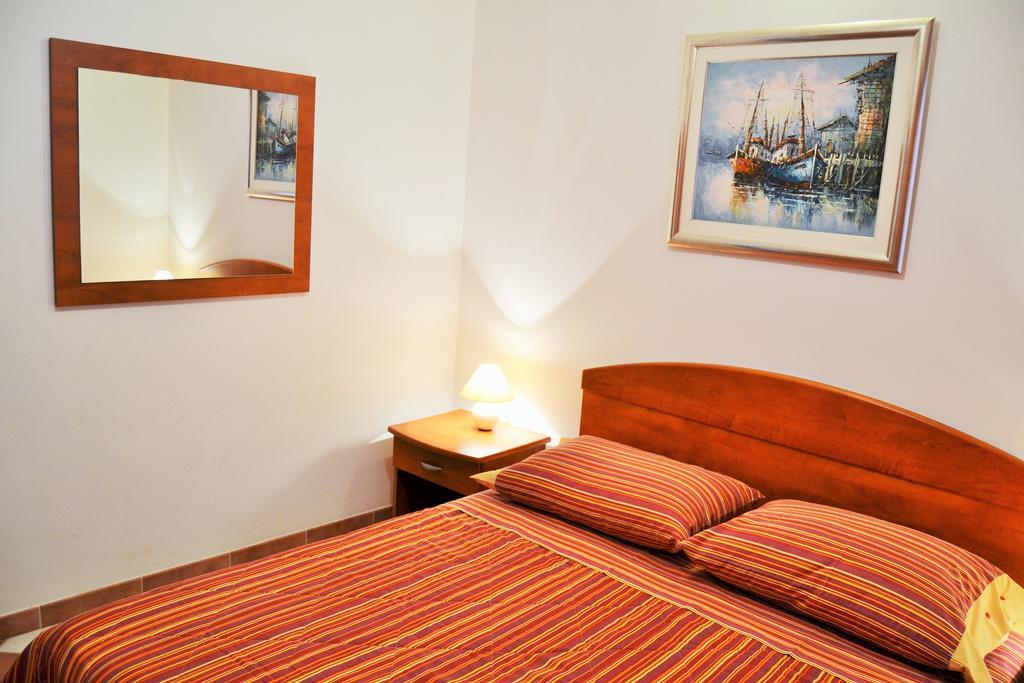 Apartments Green Village Premantura Δωμάτιο φωτογραφία